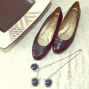 FS/NY navy blue cap toe leather flats